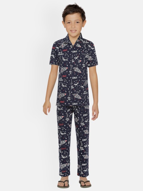 

NAUTI KIDZ Boys Navy Blue & White Pure Cotton Printed Night suit