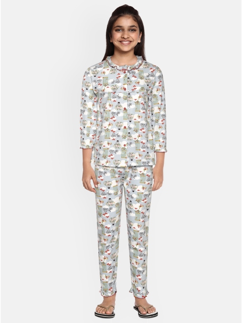 

NAUTI KIDZ Girls Blue & White Pure Cotton Printed Night suit