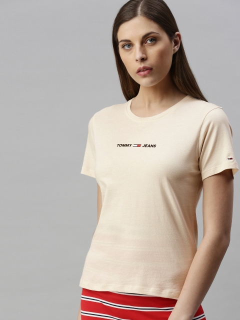 

Tommy Hilfiger Women Off-White Printed Round Neck T-shirt