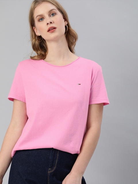 

Tommy Hilfiger Women Pink Solid Round Neck Pure Cotton T-shirt