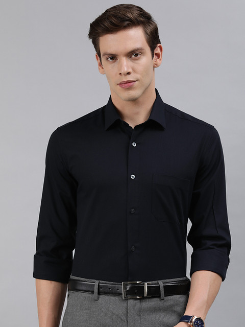 

Louis Philippe Men Black Slim Fit Solid Formal Shirt