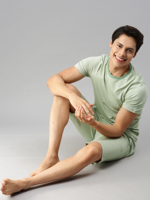 

Mast & Harbour Men Green Solid Pure Cotton Loungewear Set