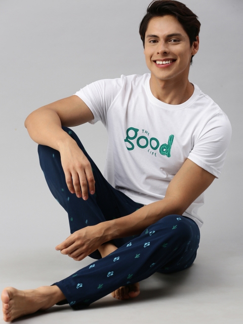 

Mast & Harbour Men White & Blue Printed Pure Cotton Loungewear Set