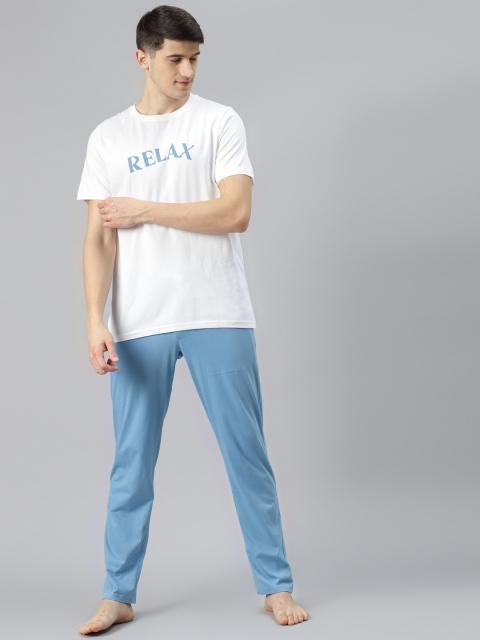

Mast & Harbour Men White & Blue Printed Pure Cotton Night suit