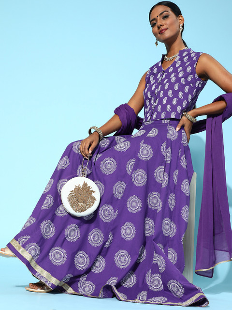 

Sangria Women Purple & White Printed Ready to Wear Lehenga & Blouse With Dupatta
