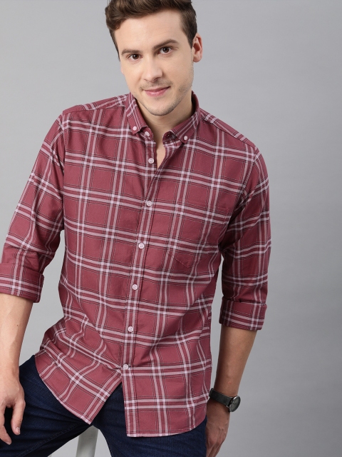 

Mast & Harbour Men Maroon & White Tartan Checks Casual Shirt