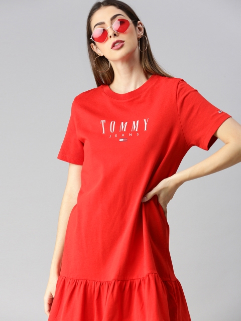 

Tommy Hilfiger Women Red Printed T-shirt Dress