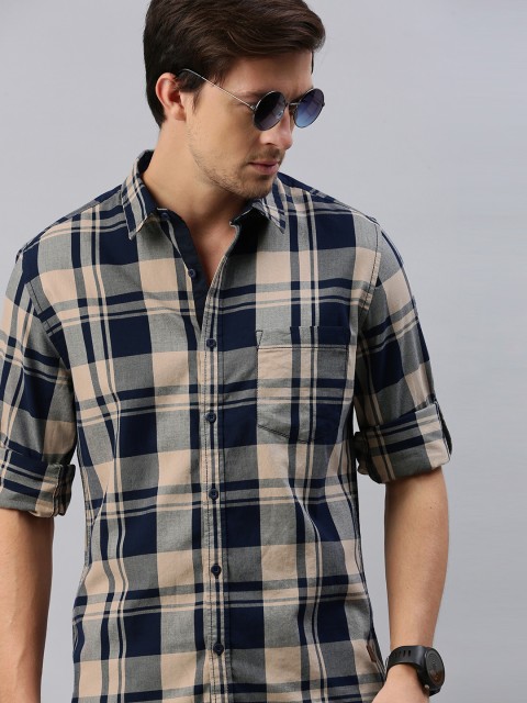 

Roadster Men Blue & Cream-Coloured Regular Fit Checked Casual Shirt