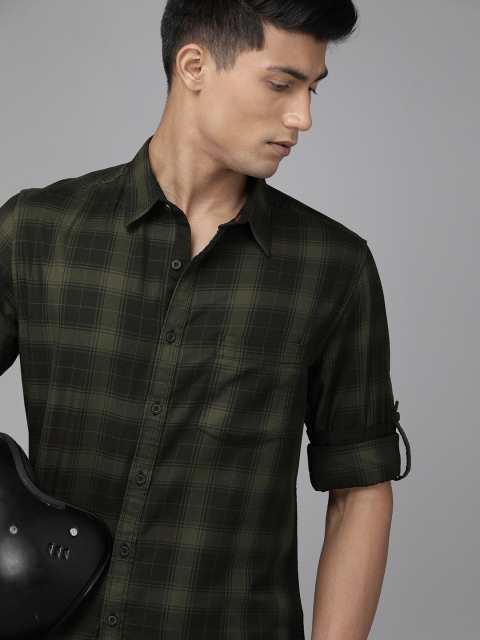 

Roadster Men Black & Olive Green Regular Fit Checked Casual Shirt
