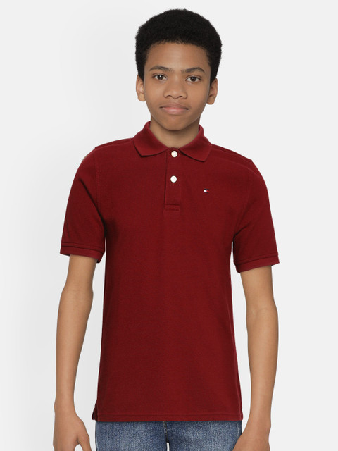 

Tommy Hilfiger Boys Maroon Solid Pure Cotton Polo Collar T-shirt