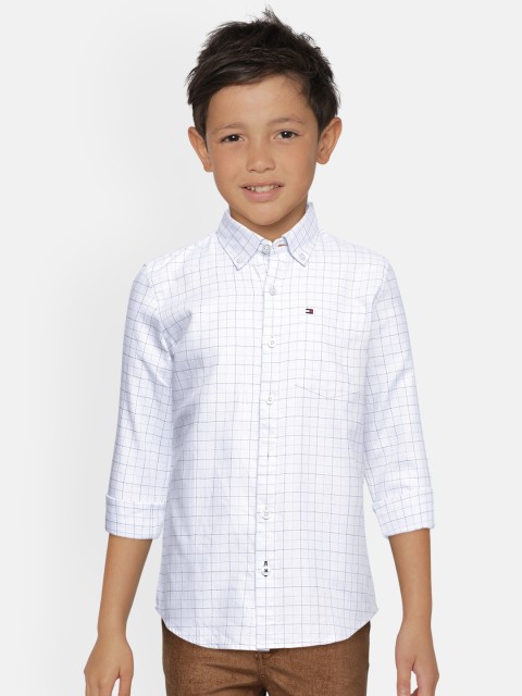 

Tommy Hilfiger Boys White & Navy Blue Regular Fit Checked Pure Cotton Casual Shirt