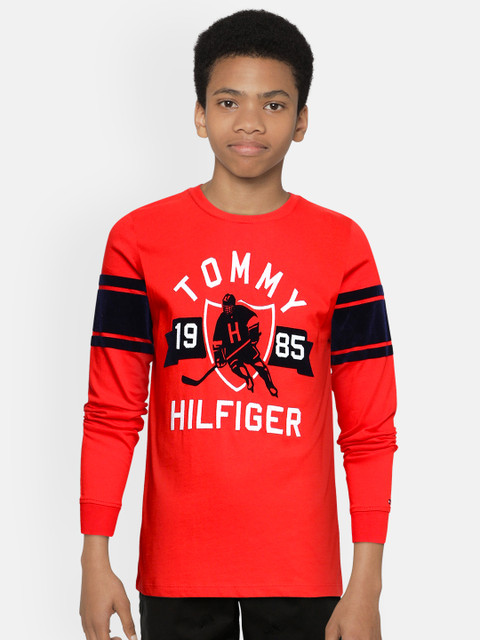

Tommy Hilfiger Boys Red Printed Pure Cotton Round Neck T-shirt