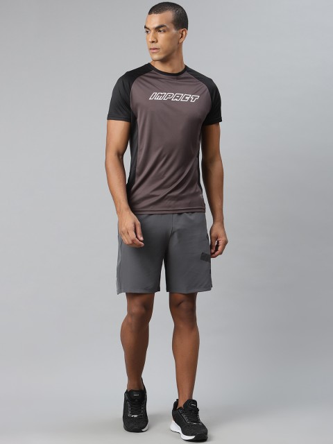 

WROGN ACTIVE Men Grey Printed Slim Fit Round Neck T-shirt
