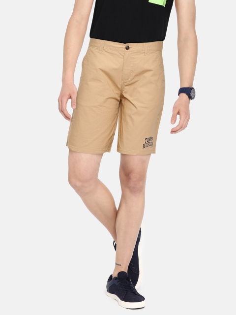

Tommy Hilfiger Boys Beige Solid Chino Shorts