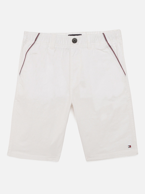 

Tommy Hilfiger Boys White Solid Regular Fit Shorts