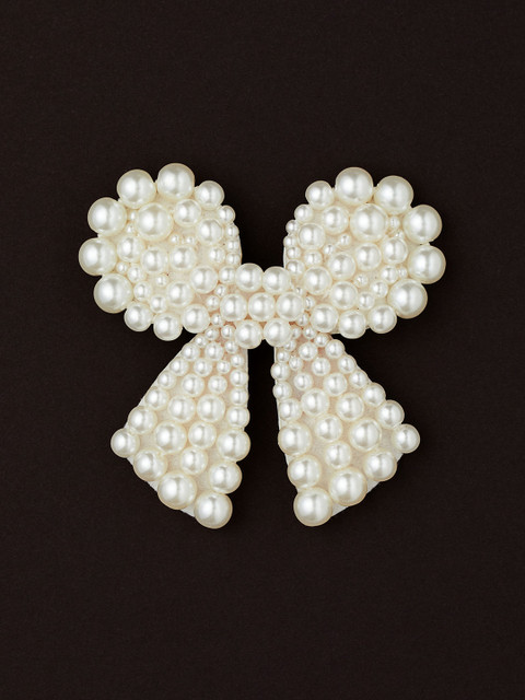 

H&M x Simone Rocha White Faux Pearl Brooch