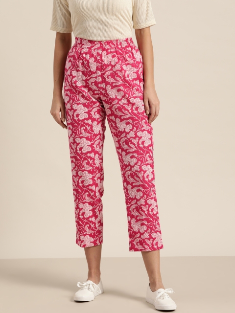 

Shae by SASSAFRAS Women Pink & White Ethnic Motifs Printed Tapered Fit Cropped Trousers