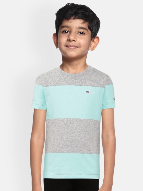 

Tommy Hilfiger Boys Grey Colourblocked Round Neck Pure Cotton T-shirt