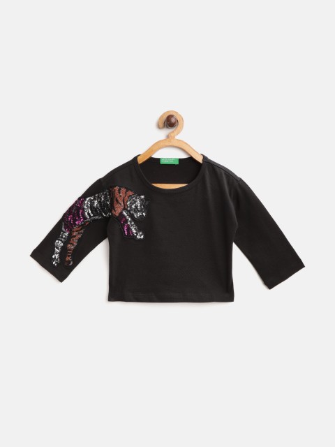 

United Colors of Benetton Girls Black Sequinned Applique Round Neck Pure Cotton T-shirt