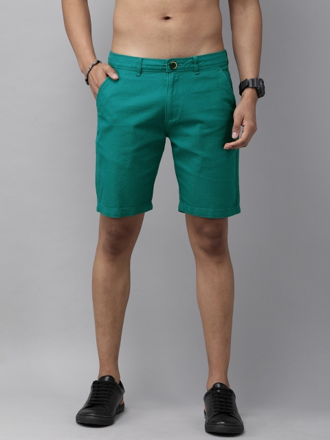 

Roadster Men Green Mid-Rise Regular Shorts