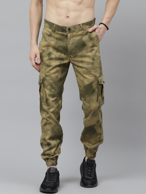 

Roadster Men Olive Green & Beige Regular Fit Printed Cargos