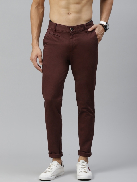 

Roadster Men Burgundy Tapered Fit Regular Trousers
