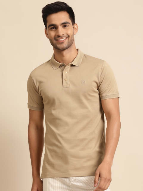 

United Colors of Benetton Men Beige Pure Cotton Solid Polo Collar T-shirt