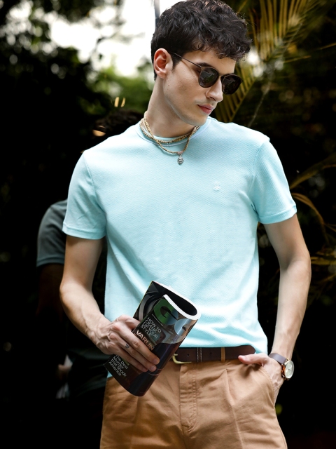 

United Colors of Benetton Men Blue Solid Round Neck T-shirt