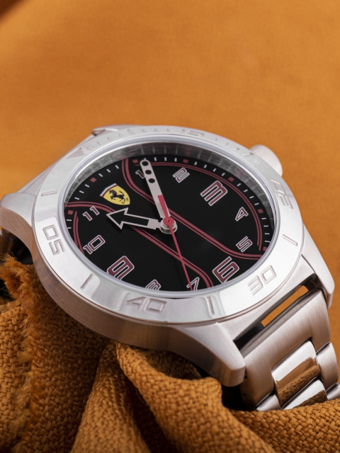

SCUDERIA FERRARI Kids Black Analogue Watch 0810025