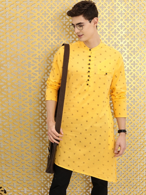 

Ode by House of Pataudi Men Yellow & Brown Geometric Printed Kurta