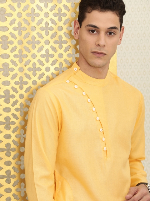 

Ode by House of Pataudi Men Yellow Solid Kurta With Button Detailing