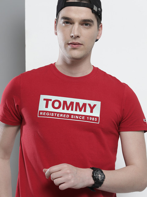 

Tommy Hilfiger Men Red Printed Round Neck T-shirt