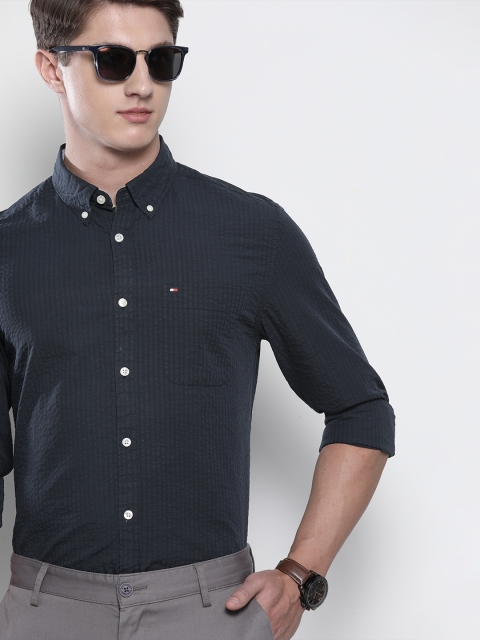

Tommy Hilfiger Men Navy Blue Slim Fit Striped Seersucker Smart Casual Shirt