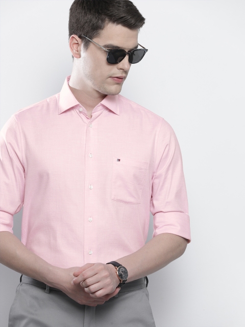 

Tommy Hilfiger Men Pink Regular Fit Self-design Casual Shirt