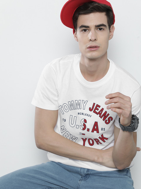 

Tommy Hilfiger Men White Printed Round Neck Pure Cotton T-shirt