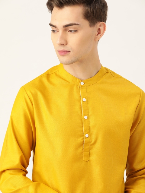 

Ode by House of Pataudi Men Yellow Solid Rozana Kurta