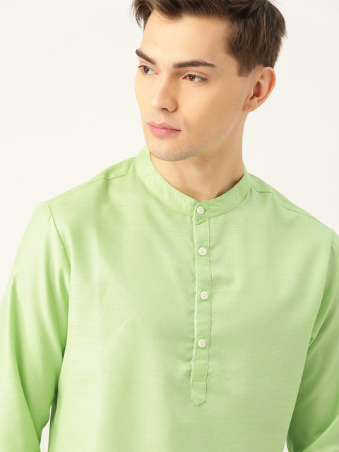 

Ode by House of Pataudi Men Green Solid Pastels Rozana Kurta