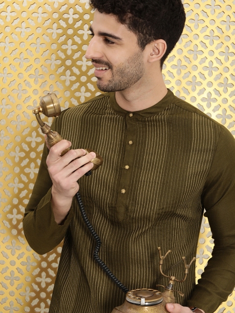 

Ode by House of Pataudi Men Olive Green Striped Rozana Thread Work Kurta