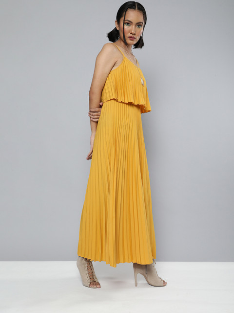 

SASSAFRAS Women Mustard Yellow Solid Accordion Pleated Layered Maxi Dress