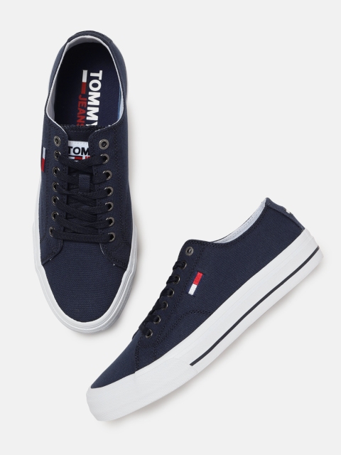 

Tommy Hilfiger Men Navy Blue Solid Sneakers