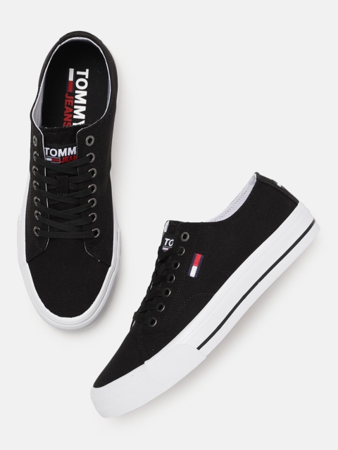 

Tommy Hilfiger Men Solid Sneakers, Black