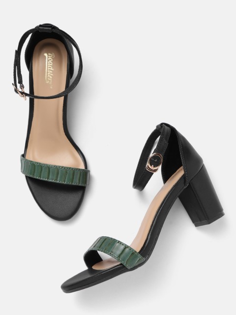

Roadster Women Green & Black Textured Mid-Top Block Heels