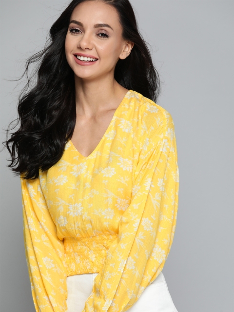 

Mast & Harbour Yellow & Off-White Floral Print Puff Sleeve Smocked Hem Top