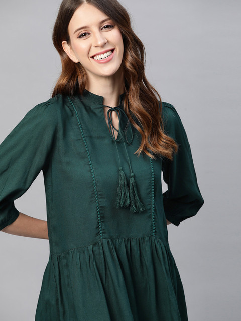 

Mast & Harbour Green Tie-Up Neck Puff Sleeve Bohemian A-Line Top