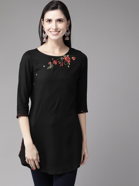 

Cayman Women Black Pure Cotton Yoke Design Thread Work Kurta