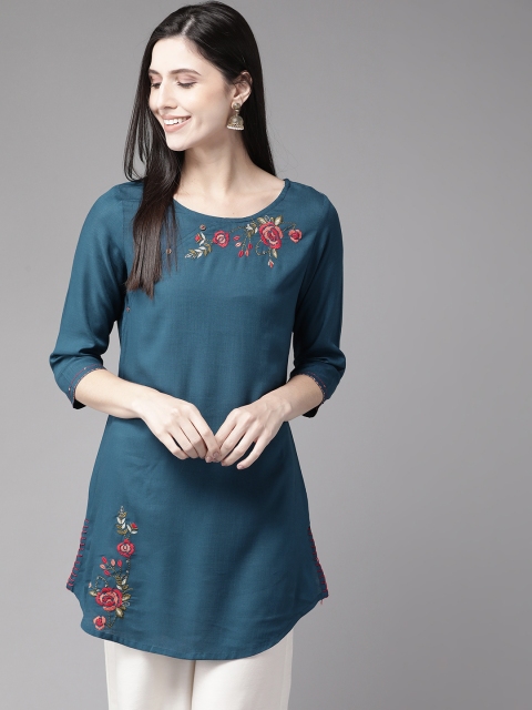 

Cayman Women Teal Green Pure Cotton Yoke Design Thread Work Kurta