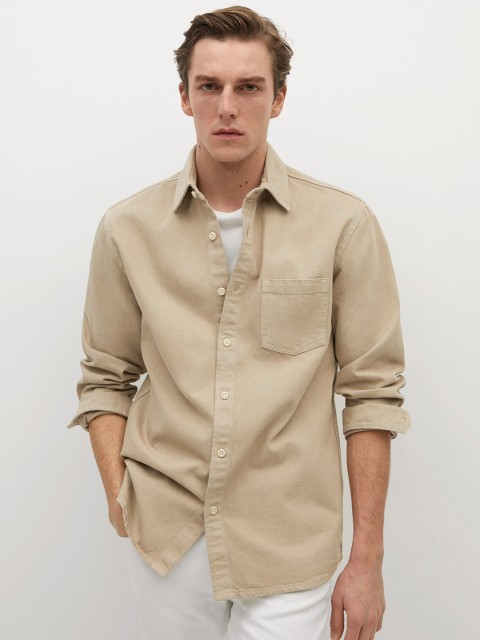 

MANGO MAN Men Beige Regular Fit Solid Pure Cotton Corduroy Casual Shirt