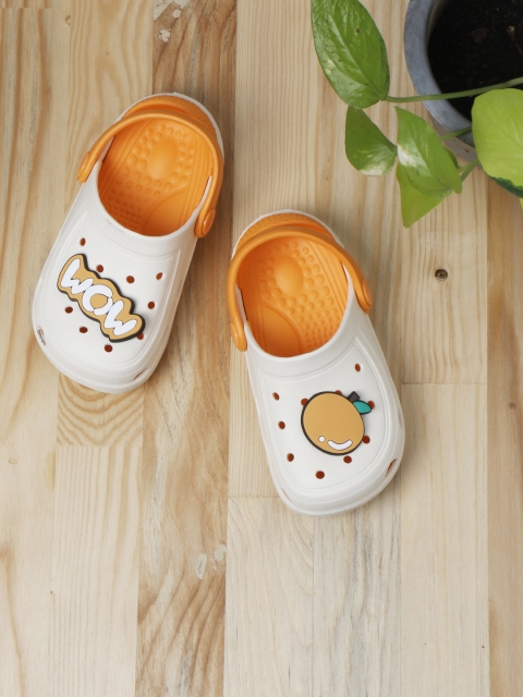 

PASSION PETALS Unisex Kids Beige & Orange Self Design Clogs