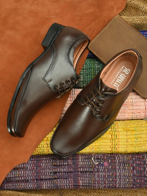 

Sir Corbett Men Brown Solid Formal Derbys