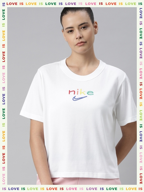 

Nike Women White BOXY RAINBOW Printed Regular Top